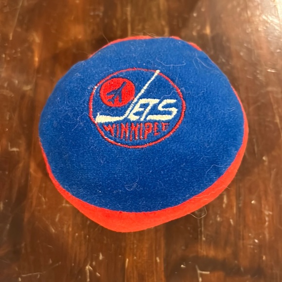 1990 plus Winnipeg jets stuffy euc vintage nhl hockey smiley face puck Canada - Picture 1 of 2